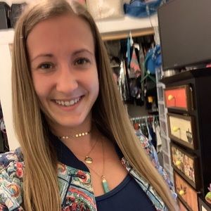 Meet your Posher, Jacqueline